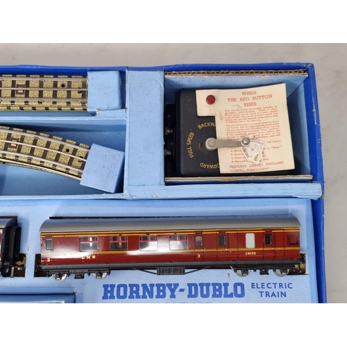 1030 - A boxed Hornby Dublo EDP2 'Duchess of Atholl' Passenger Set, M, has been lightly run, complete with ... 