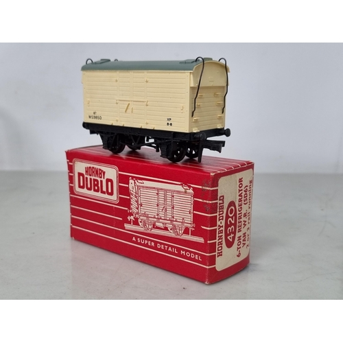 1033 - Eight boxed Hornby Dublo 2-rail Wagons including 4320 W.R. Refrigerator Van, 4305 W.R. Passenger Fru... 