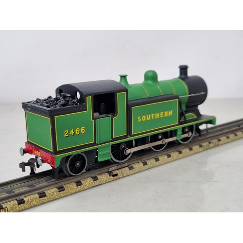 1043 - A boxed Classic Collections Limited Edition C10 SR EX4 0-6-2T in malachite green livery, No.4/25, M,... 