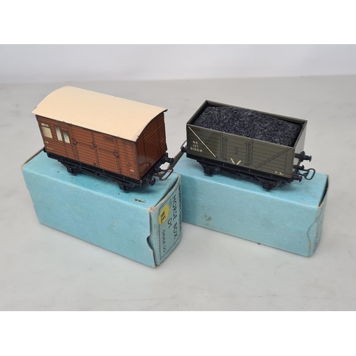 1045 - A boxed Hornby Dublo pre-war LNER High-sided Coal Wagon, Nr M and a boxed LNER Horse Box, Ex plus, c... 