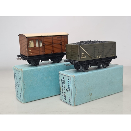 1045 - A boxed Hornby Dublo pre-war LNER High-sided Coal Wagon, Nr M and a boxed LNER Horse Box, Ex plus, c... 