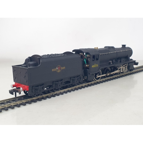 1068 - A boxed Hornby Dublo 2224 2-8-0 8F Locomotive, unused in mint condition. Box superb complete, no tap... 