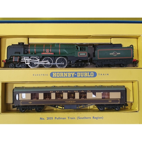 1069 - A boxed Hornby Dublo 2035 Pullman Set, later version with fixed bogies, unused in mint condition sho... 