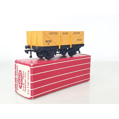 1072 - Three boxed Hornby Dublo 2-rail Wagons including 4644 Hopper Wagon, 4660 UGB Wagon and 4310 Brown Br... 