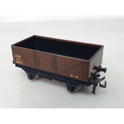 1082 - Six Hornby Dublo factory repair pre-war Wagons, they have been repaired with post-war bases (as bric... 