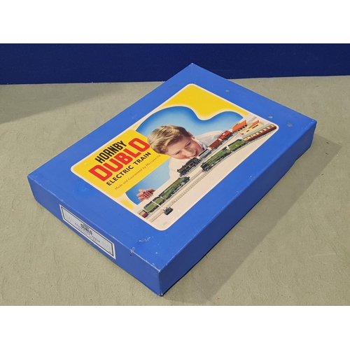 1095 - A boxed Hornby Dublo EDP11 'Silver King' matt set, contents appear unused in mint condition. Box bas... 