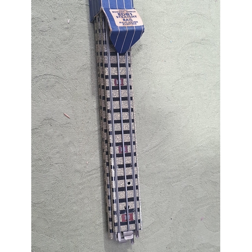 1096 - Twenty three boxes of Hornby Dublo late 3-rail Track, Turntable and Controllers including 4x EOP, 1x... 