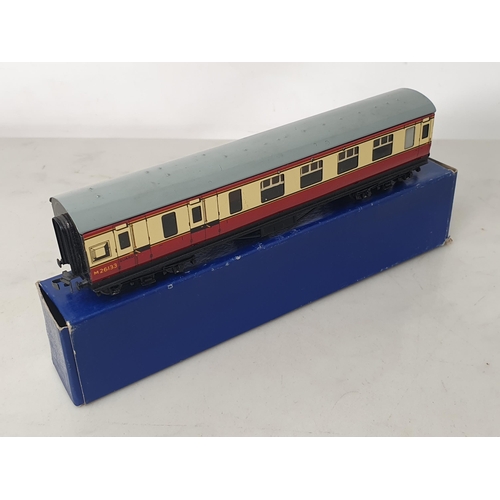 1101 - Two boxed Hornby Dublo D12 1/3rd Coaches and two boxed D12 Brake/3rd Coaches, all M, boxes all Ex pl... 