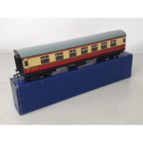 1101 - Two boxed Hornby Dublo D12 1/3rd Coaches and two boxed D12 Brake/3rd Coaches, all M, boxes all Ex pl... 