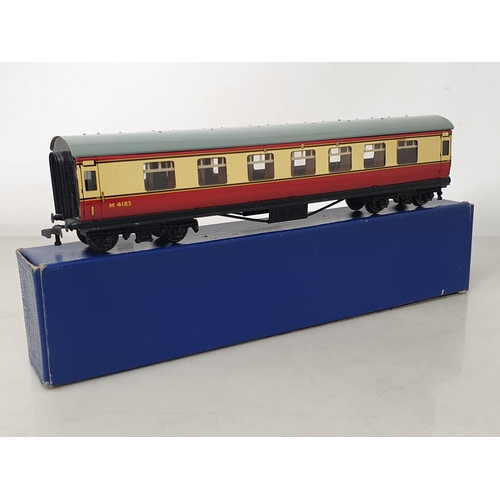 1101 - Two boxed Hornby Dublo D12 1/3rd Coaches and two boxed D12 Brake/3rd Coaches, all M, boxes all Ex pl... 