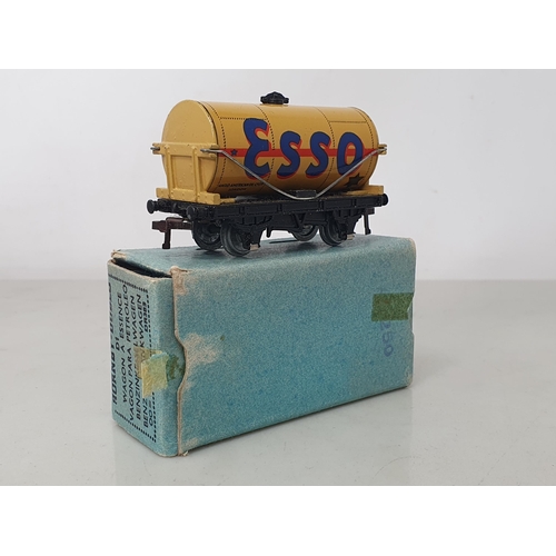 1109 - A boxed Hornby Dublo D1 buff 'Esso' Tanker, superb example in mint condition, 11/49 box superb