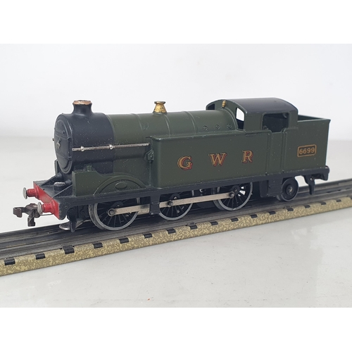 1111 - A boxed Hornby Dublo EDG7 horseshoe GWR 0-6-2T Goods Set, the version following the Royal Scot set w... 