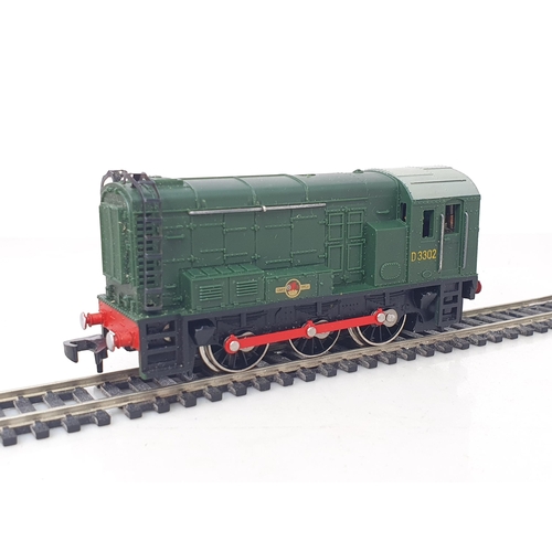 1122 - A boxed Hornby Dublo 2231 Diesel Shunter, M, showing no signs of use. Box superb, very slight tape r... 