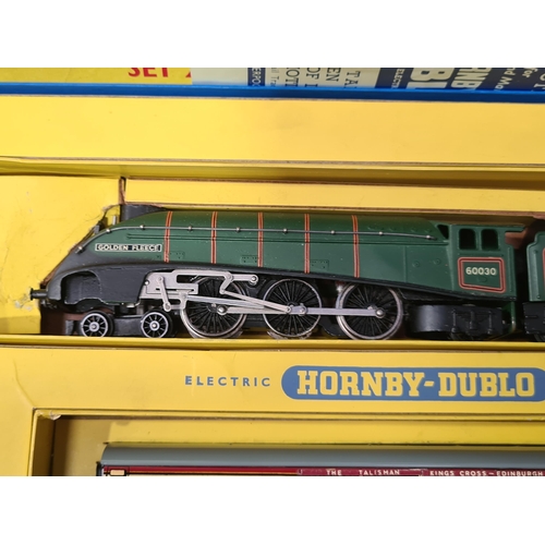 1142 - A boxed Hornby Dublo 2015 Talisman Set, contents Nr M-M, box VG, marking to lid by logo. Lid complet... 