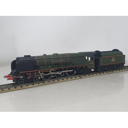 1157 - A boxed Hornby Dublo EDL12 matt 'Duchess of Montrose', Ex plus, box Ex plus with packing pieces, ten... 