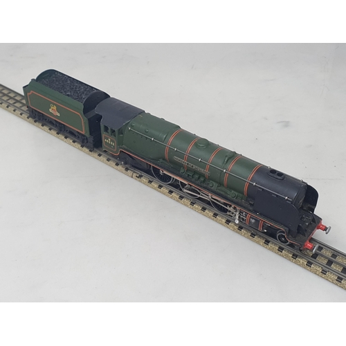 1157 - A boxed Hornby Dublo EDL12 matt 'Duchess of Montrose', Ex plus, box Ex plus with packing pieces, ten... 