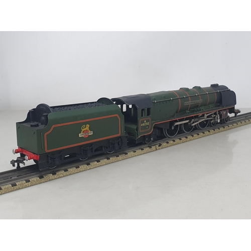 1157 - A boxed Hornby Dublo EDL12 matt 'Duchess of Montrose', Ex plus, box Ex plus with packing pieces, ten... 