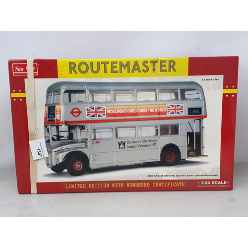 Miniature Bus Routemaster Jubilé De Platine De La Reine – Échelle 1/110, Die-cast, édition Spéciale 2022