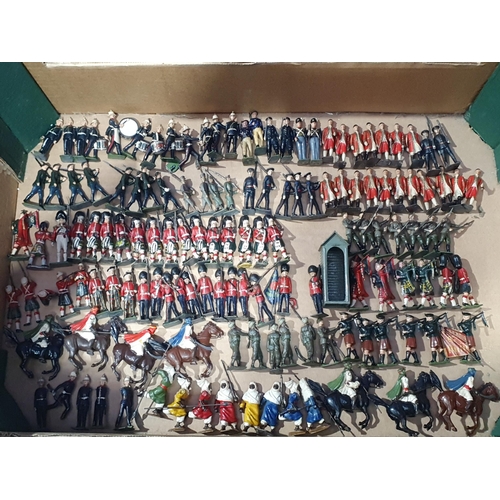 1523 - A tray of Britains diecast Soldiers including Indian Infantry, Scottish Pipers, Royal Marines, Arab ... 