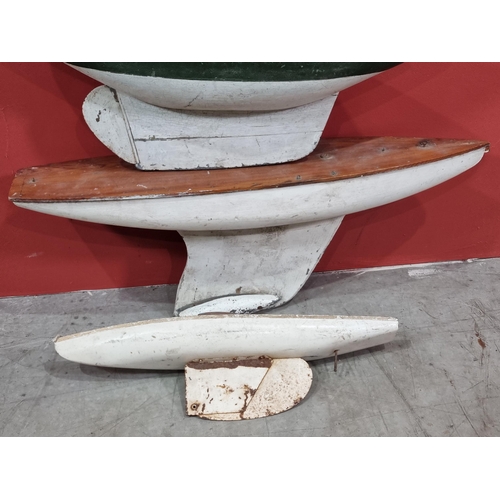 22 - Three painted Pond Yachts, the largest measuring 28in Long.