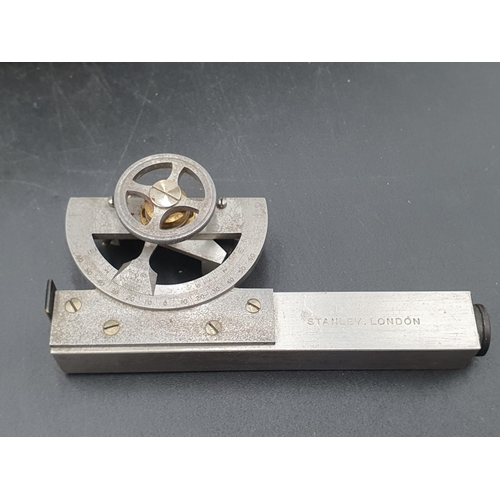 61 - A Pocket level by Stanley, London and an Altimeter by Stanley, London, No 2099, both in leather case... 