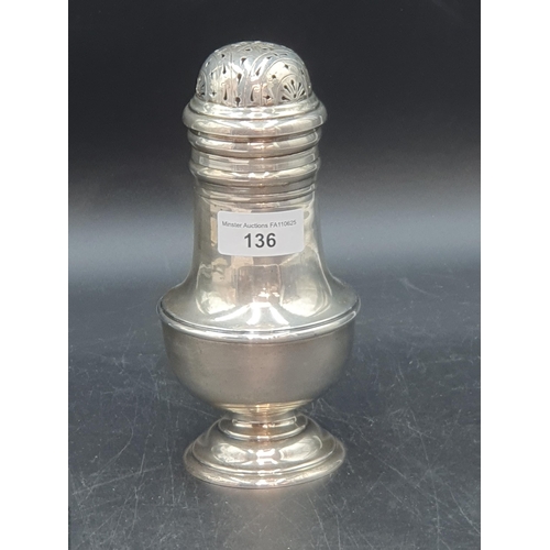 136 - A Victorian silver Sugar Caster, Birmingham 1899, 165gms