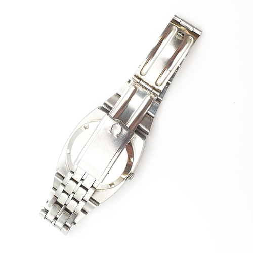 253 - An Omega Constellation gentleman's Wristwatch, the black enamel dial with applied silver baton marke... 