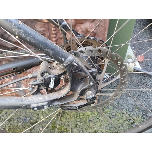 828 - A Cube Bicycle with Shimano gears