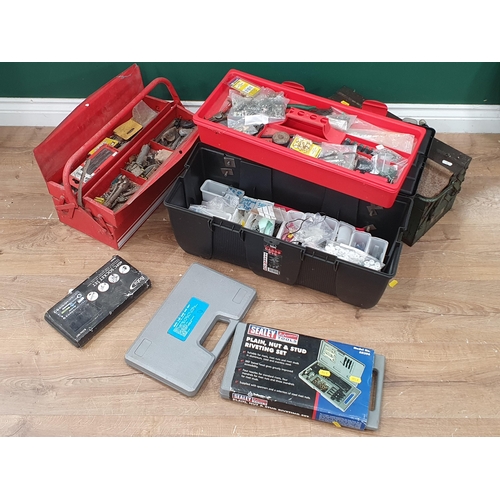 420 - A collection of various toolboxes with tools etc. (R3)