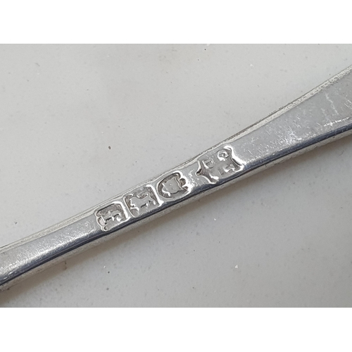 61 - Five Edward VII silver Teaspoons Hanoverian pattern with rat-tail bowls, engraved initial C, London ... 