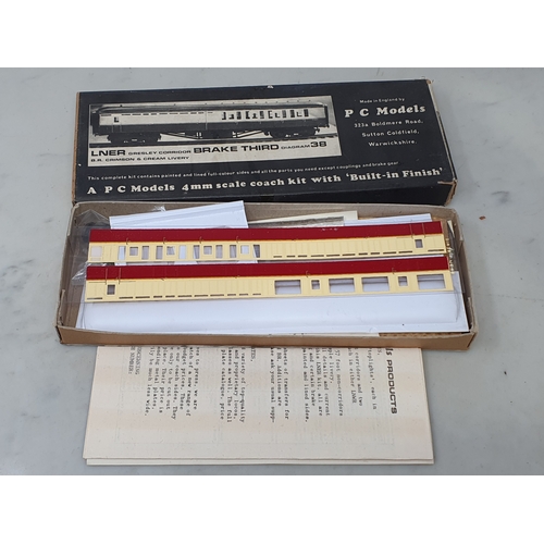 166 - A boxed Nu-Cast white metal and brass 4mm scale Kit of a GWR 'Modified Hall' Class 4-6-0, appears co... 