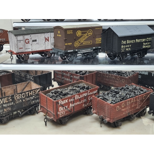 188 - Twenty six finescale 4mm 00 gauge kit built Wagons including Private Owners, GWR Low-sided with Furn... 