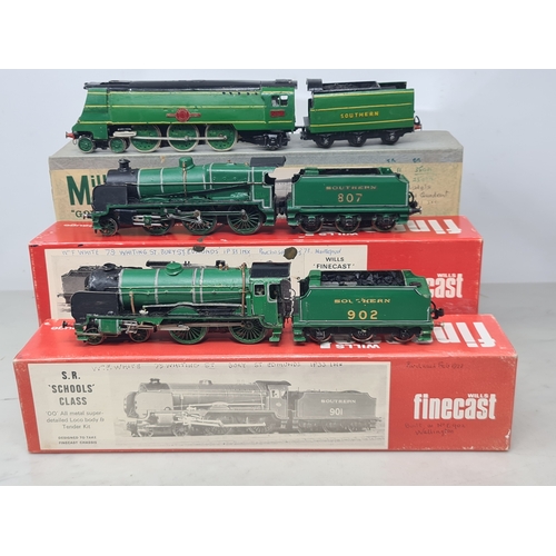 198 - Three finescale 4mm 00 gauge kit built SR Locomotives comprising Wills Finecast 4-4-0 Schools Class,... 