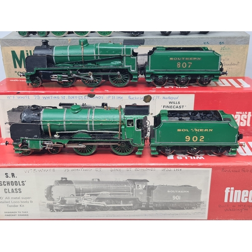 198 - Three finescale 4mm 00 gauge kit built SR Locomotives comprising Wills Finecast 4-4-0 Schools Class,... 