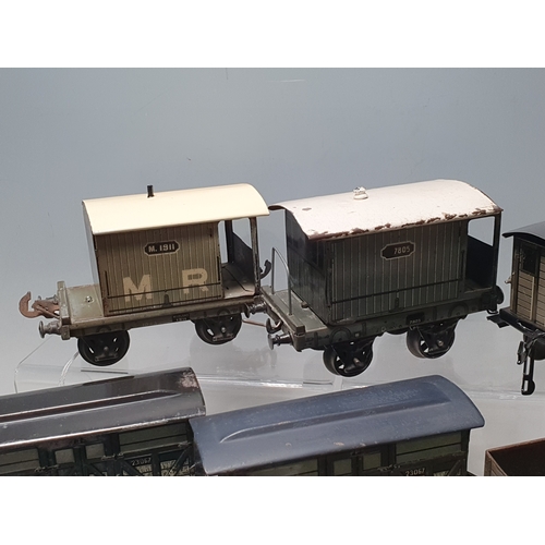 420 - Ten Bing and Carrette 0 gauge Wagons comprising GWR Open Wagon dated 1924, 2x SR Open Wagons 62540, ... 
