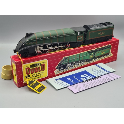 54 - A boxed Hornby Dublo 2211 'Golden Fleece', unused in mint condition. Superb box with no tape residue... 