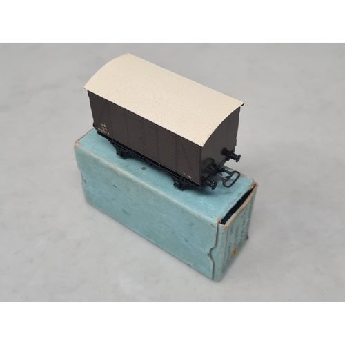 98 - A boxed Hornby Dublo pre-war D1 SR Goods Van, Nr M-M, faint crazing to roof, box Ex plus complete wi... 
