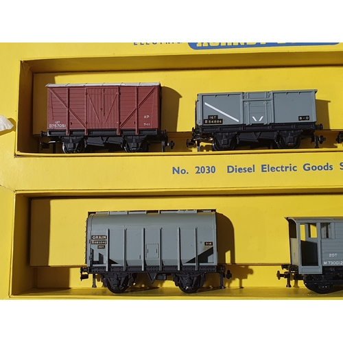 128 - A boxed Hornby Dublo 2030 Bo-Bo Diesel Goods Set, superb example showing no signs of use. Box perfec... 