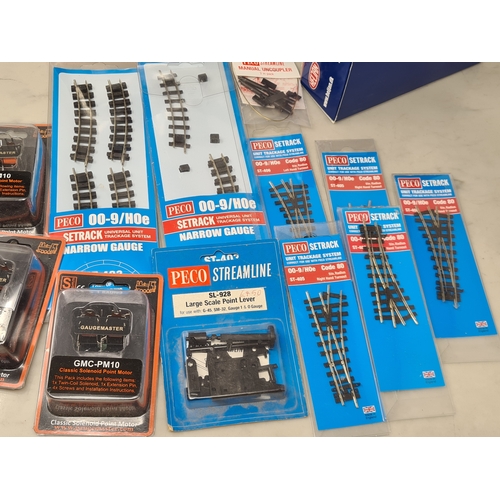 215 - A boxed Heljan 009 gauge Lynton & Barnstaple 2-4-2T Locomotive 'Lyn', a Peco Lynton & Barnstaple GR-... 