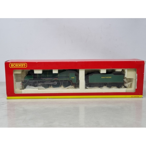 291 - A boxed Hornby 00 gauge R2620 Class N15 4-6-0 No.746 'Pendragon', DCC ready, scale couplings fitted ... 