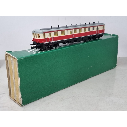 305 - Two boxed Piko H0 scale BR 186 DR diesel Railcars, both VG, boxes P-F