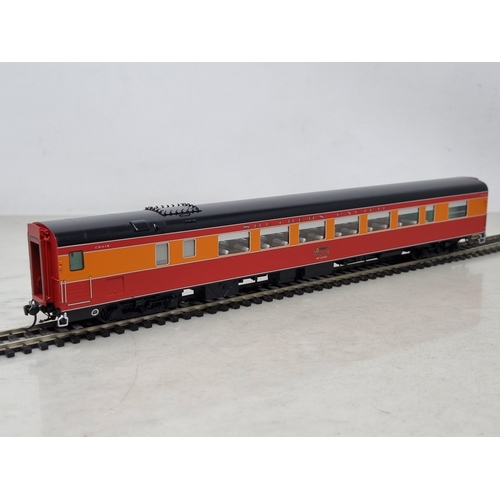 340 - An unboxed Challenger Imports brass H0 scale Southern Pacific Daylight Passenger Coach No.2382, unus... 