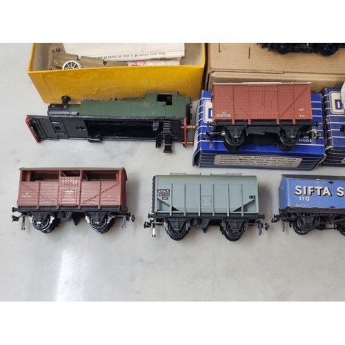 370 - A part built K's Precision 00 gauge 44XX 2-6-2 GWR Prairie Tank Locomotive, two boxed Exley GWR Coac... 