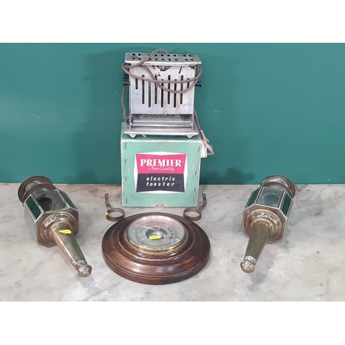 17 - A vintage Electric Toaster a pair of wall Lantern/Lights etc. (R8).