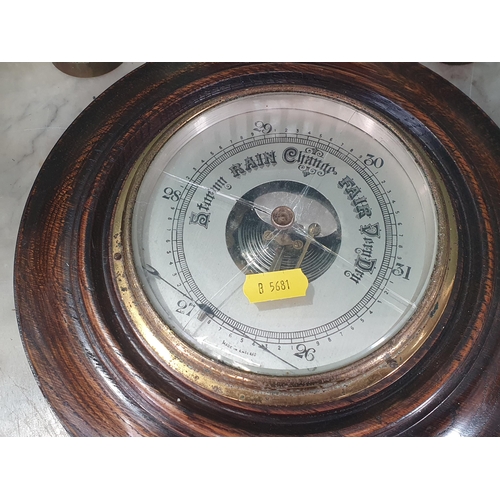 17 - A vintage Electric Toaster a pair of wall Lantern/Lights etc. (R8).