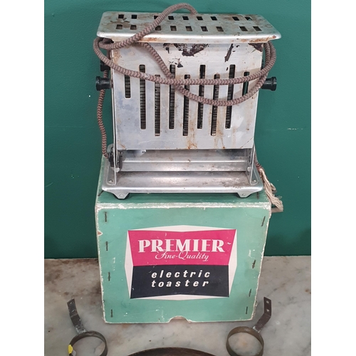 17 - A vintage Electric Toaster a pair of wall Lantern/Lights etc. (R8).