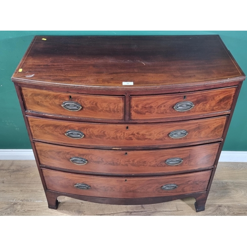 33 - A mahogany bow front Chest of two short over three long graduated Drawers with satinwood stringing, ... 