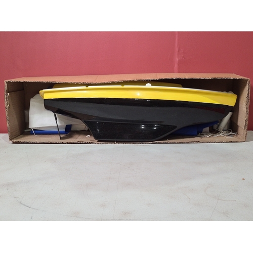 A boxed Lesro Models 575 quickbuild Yacht Kit