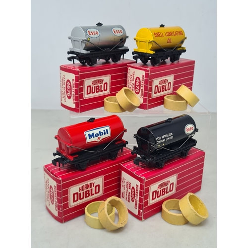 143 - A reference collection of boxed Hornby Dublo second issue Tank Wagons with plastic couplings and clo... 