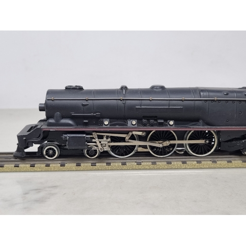 15 - An unboxed Hornby Dublo EDL2 C.P.R. 4-6-2 Locomotive, Nr M, small marks to cylinder and one side of ... 
